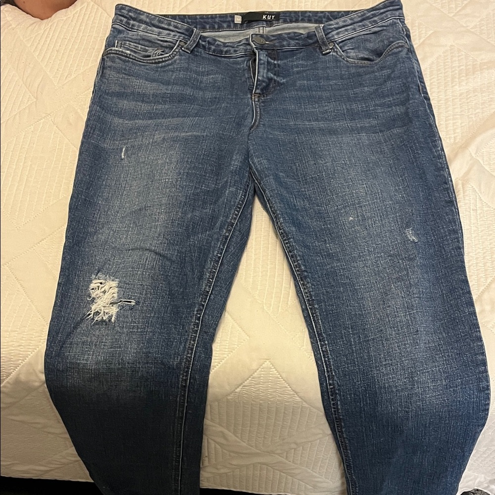 Kut from the Kloth Distressed Denim Skinny Jeans